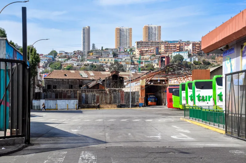 El arte de cruzar Latinoamérica en autobús sin vaciar tu bolsillo: trucos, rutas y empresas que sí valen la pena
